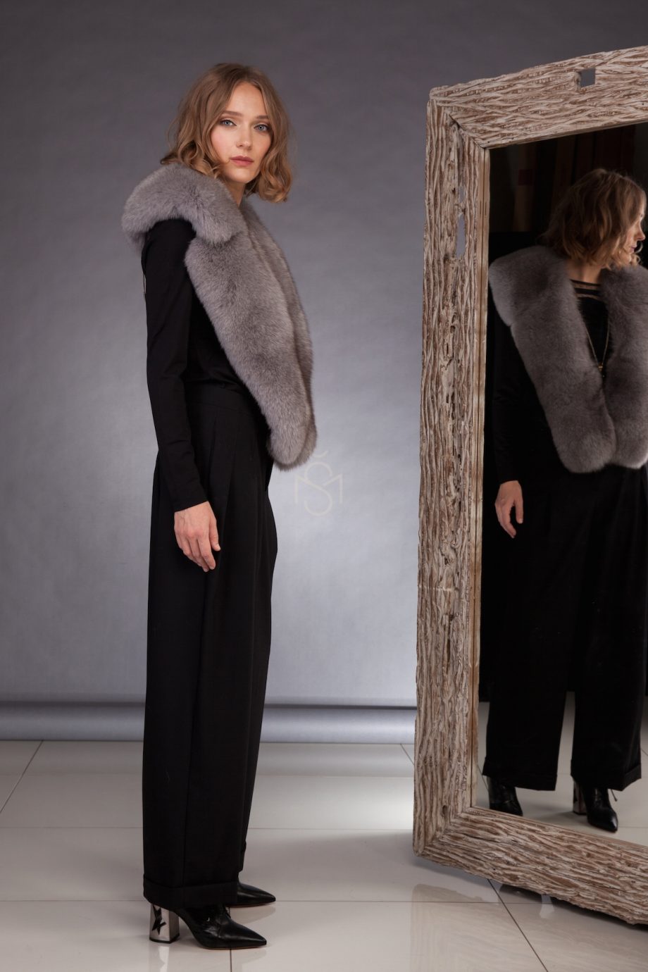 Fox fur collar, color gray made by SILTA MADA fur studio in Vilnius