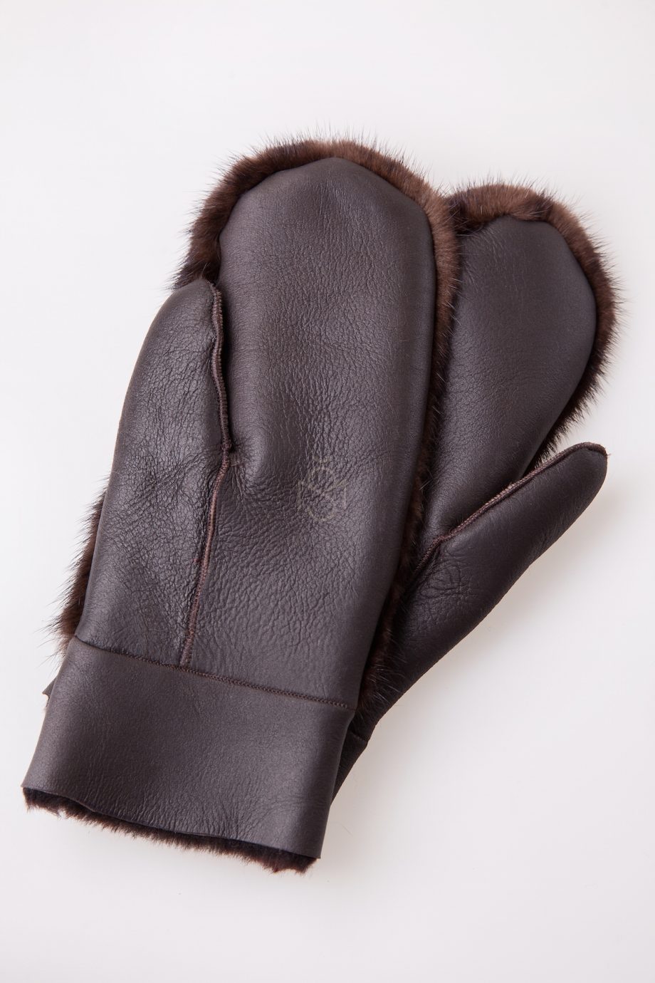 Sheepskin mittens with mink fur, color - natural brown, made by Silta Mada fur studio in Vilnius