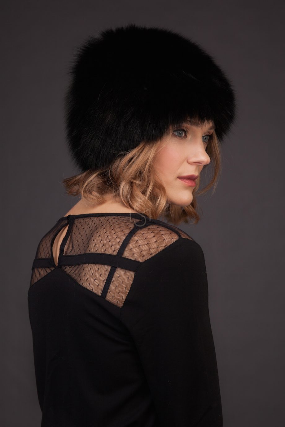 Knitted fox fur hat black made by SILTA MADA fur studio in Vilnius