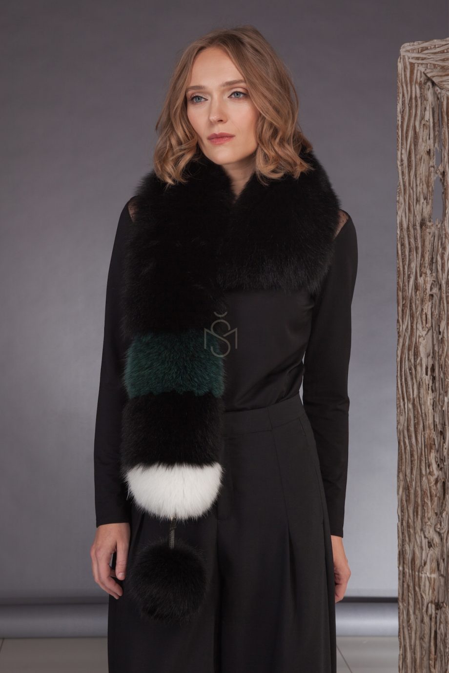 Contrast fox fur scarf with pinnable pom-pom made by SILTA MADA fur studio in Vilnius